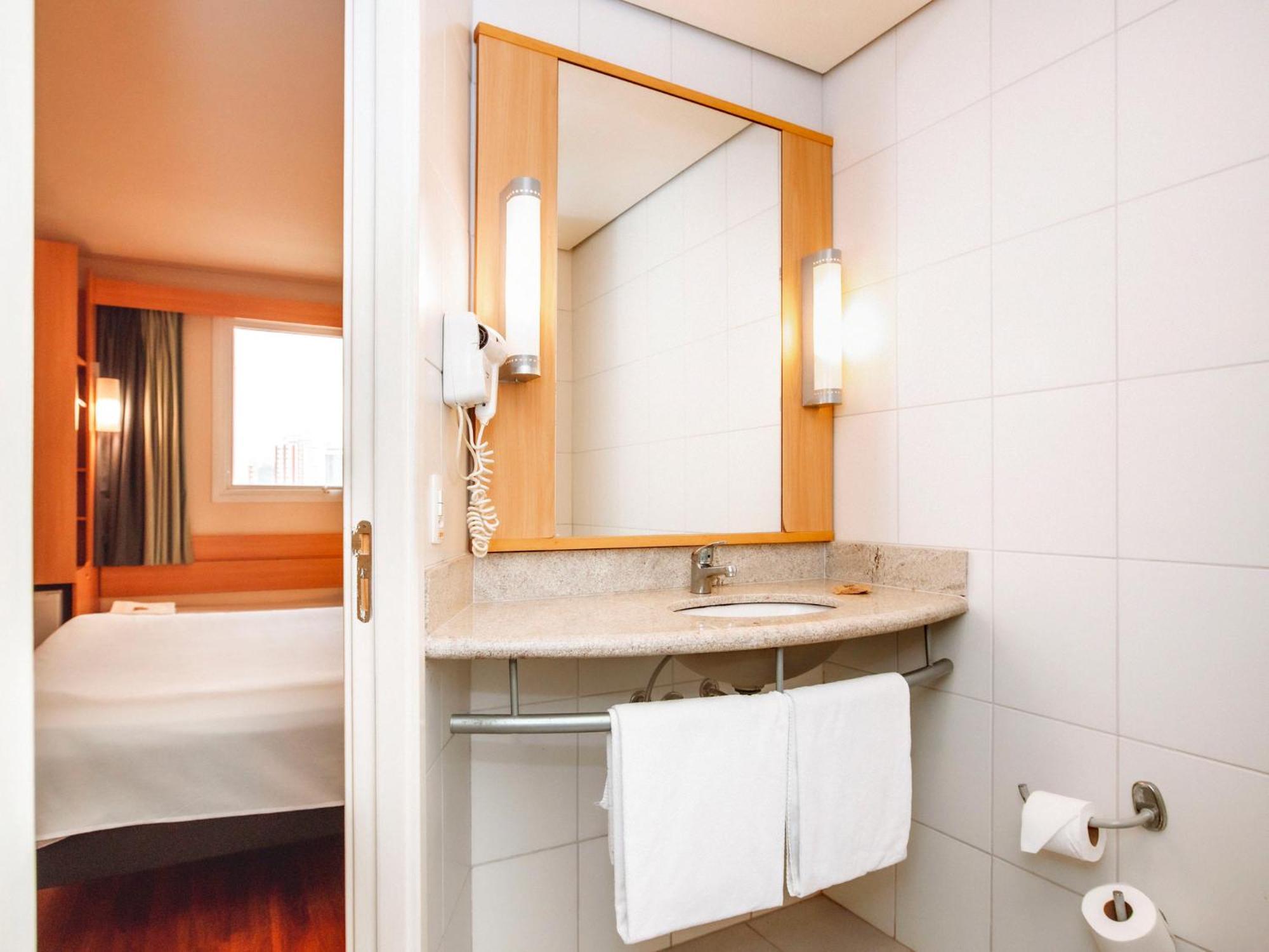 Ibis Belo Horizonte Liberdade Hotel Екстериор снимка