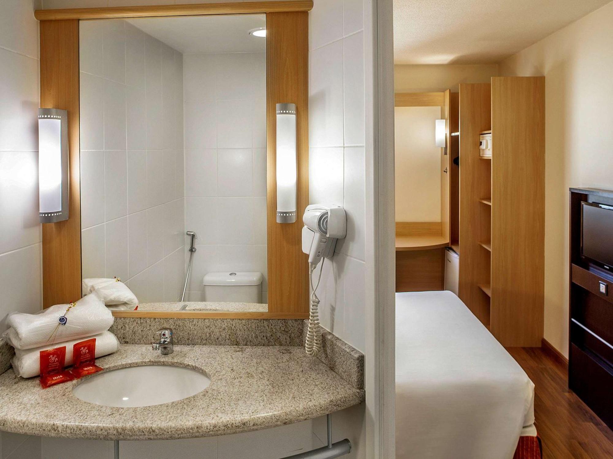 Ibis Belo Horizonte Liberdade Hotel Екстериор снимка
